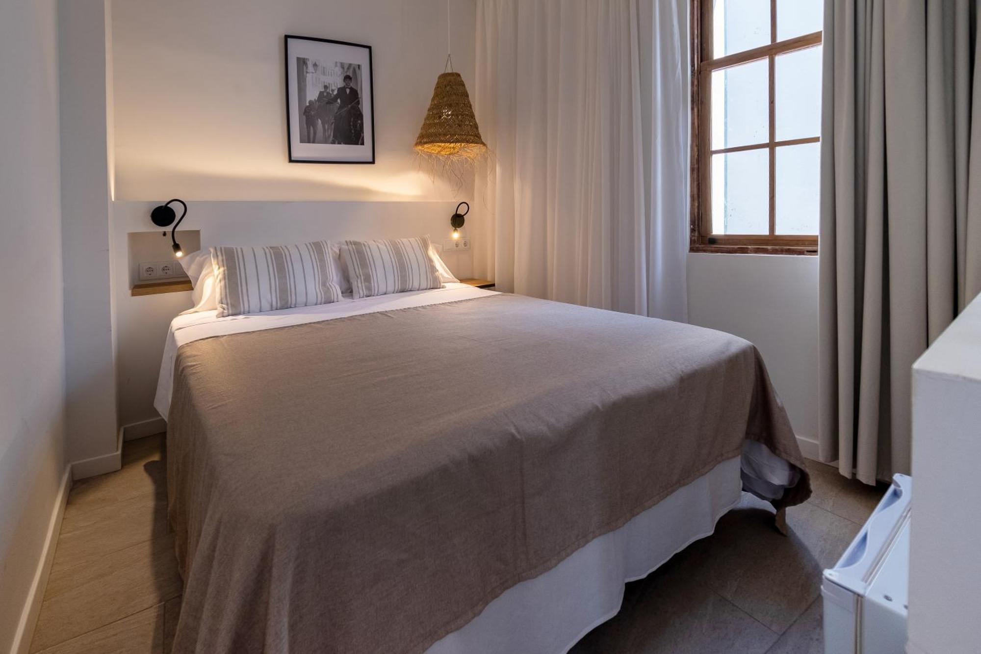 Hotel Tres Tocs à Ciutadella  Extérieur photo